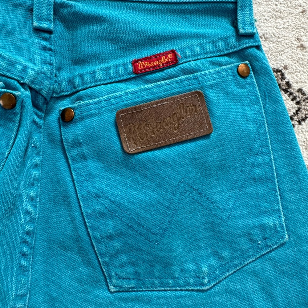 VINTAGE TURQUOISE BLUE WRANGLERS MADE IN USA